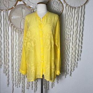 Johnny Was Yellow Embroidered Rayon Roll Tab Sleeve Blouse Size L